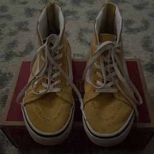 Big kids size 4 yellow Vans